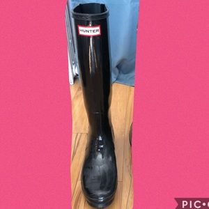 Black adjustable calf Hunter boots